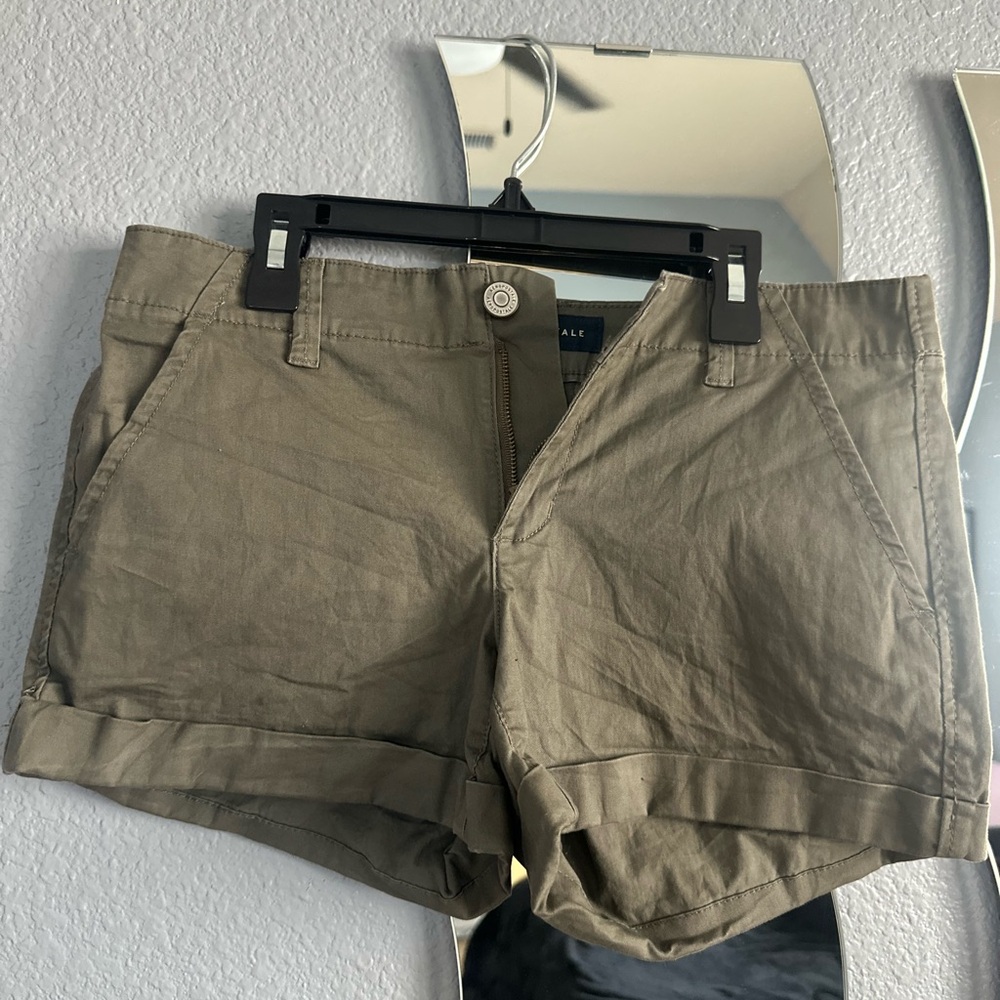 Aeropostale Khaki Women's Cargo Shorts